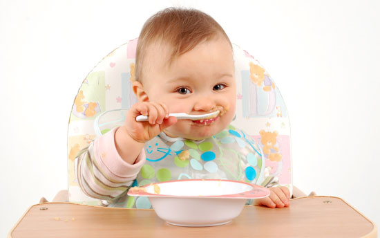 غذای کمکی به نوزاد چی بدیم؟